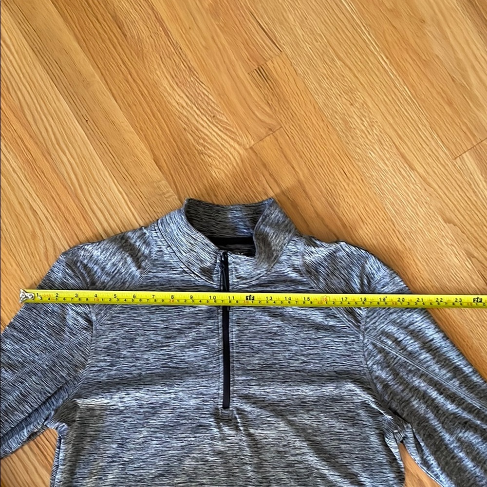 Gray Jockey Sport Large 1/4 Zip Pullover - Picture 6 of 6